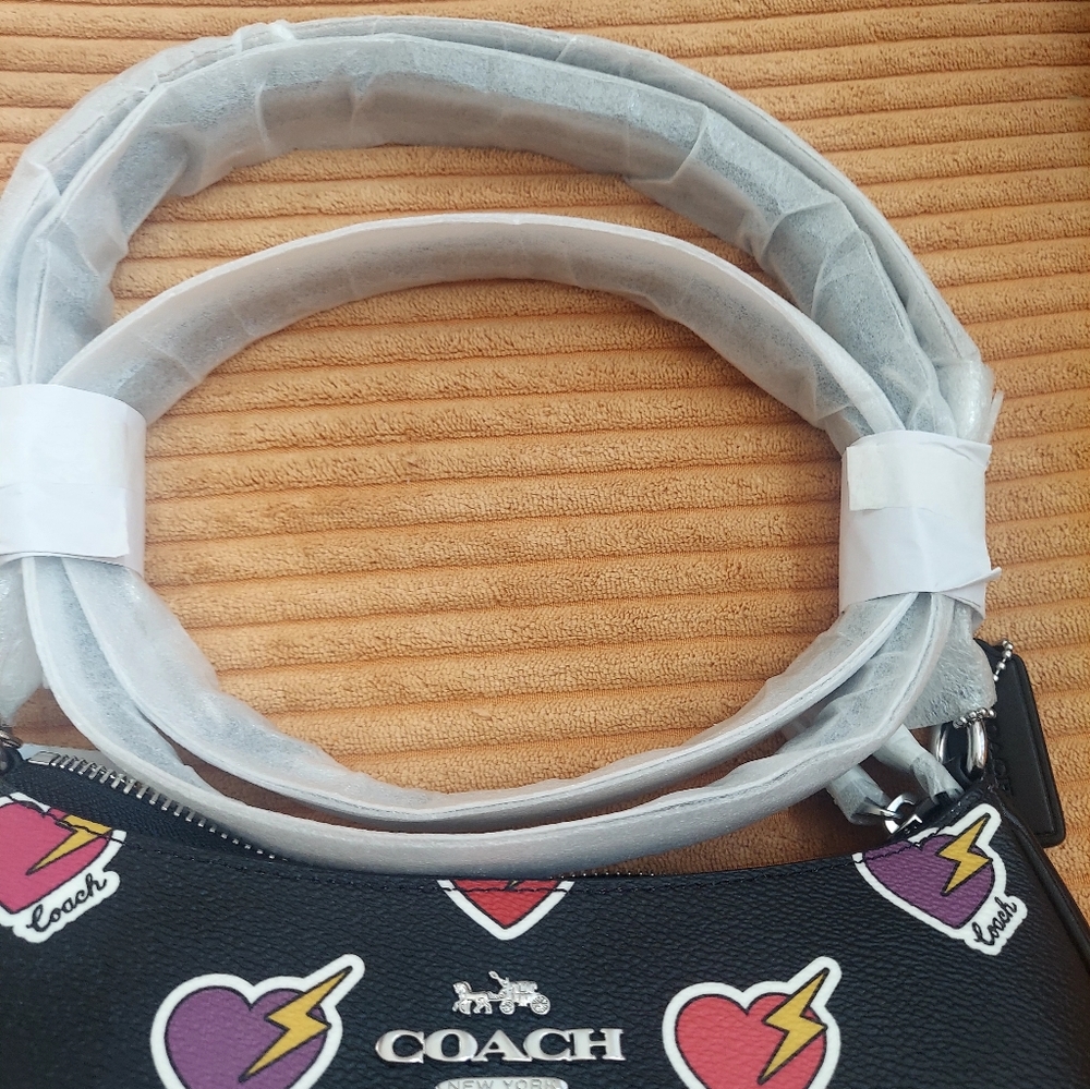 Coach Teri Shoulder Bag Black with Heart Bolt Print. NWT - Picture 6 of 16